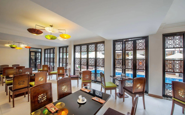 Vinh Hung 2 City Hotel
