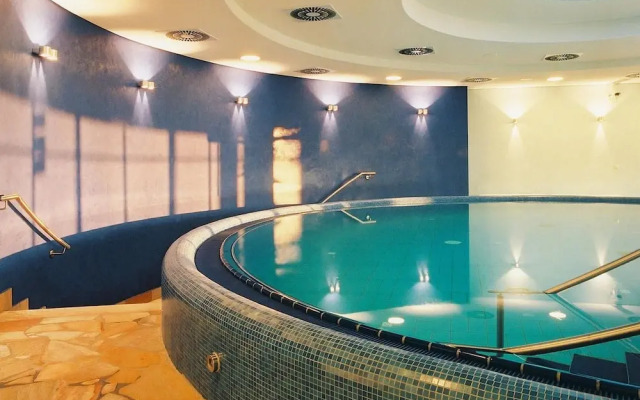 Shared Pool and Sauna, Mistelgau-obernsees