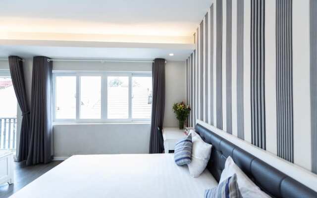 Jack Apartment Signature