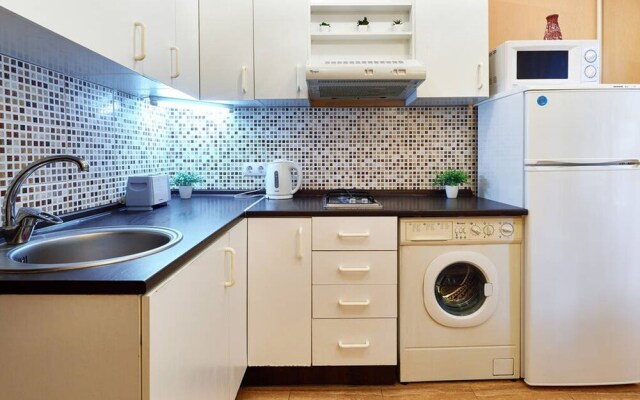 Апартаменты Home-Hotel, ул. Хорива, 50