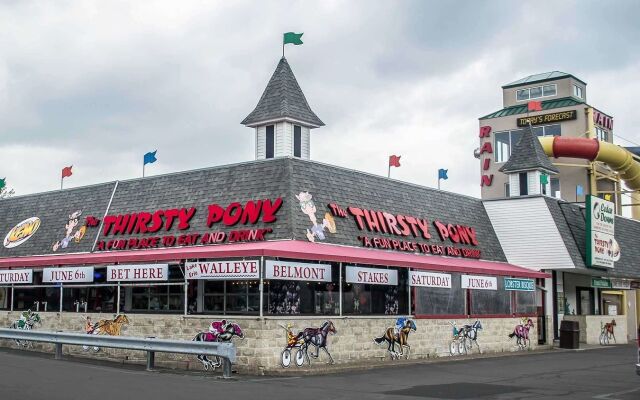 Cedar Stables Inn and Suites