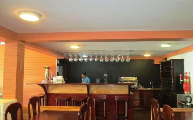 Kanika Hotel & Service Apartment