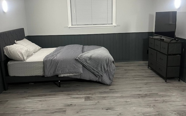 Prime Location Studio With Separate Amenities