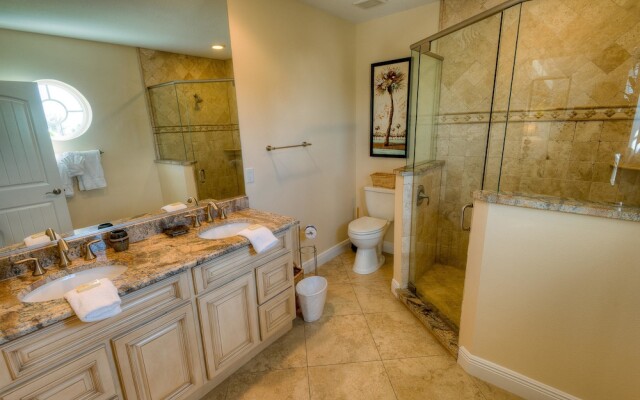 Beachbreeze Apartment 6