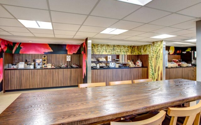 Fairfield Inn & Suites Springfield Holyoke