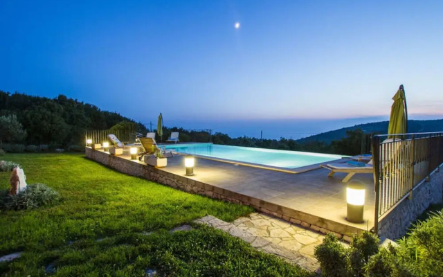 Villa Albina Comfortable Holiday Residence