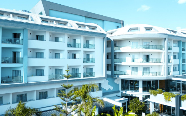 Seashell Resort & Spa
