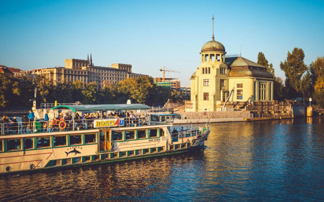 Klimentska Cartoon apartments