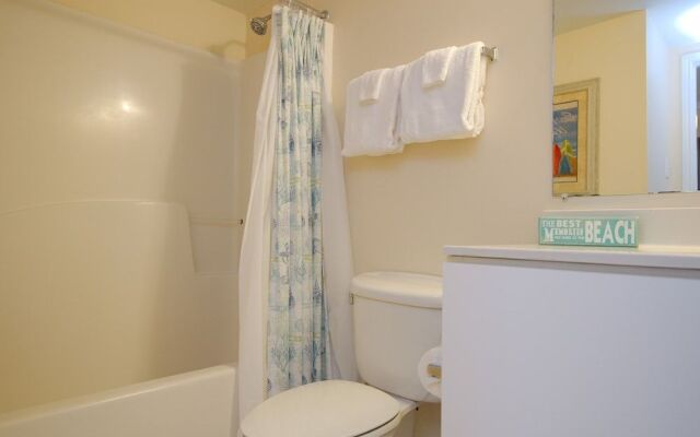 Tradewinds Condos by Hosteeva