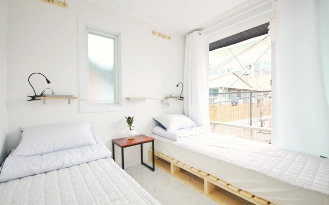 ZIBRO H guesthouse