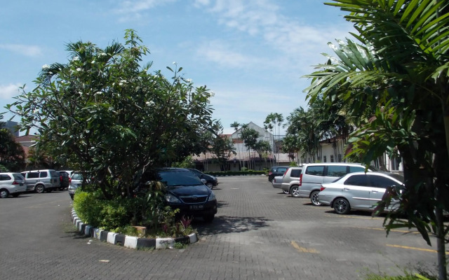 Puri Jaya Hotel