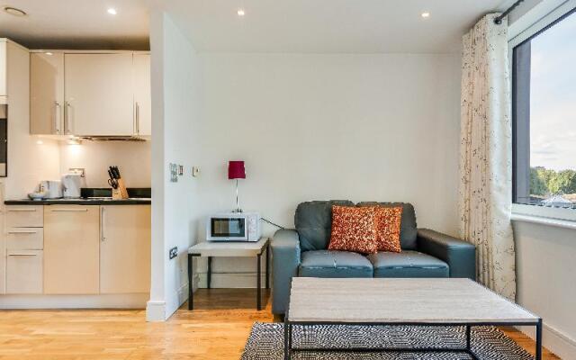 Indescon Square Apartment Canary Wharf