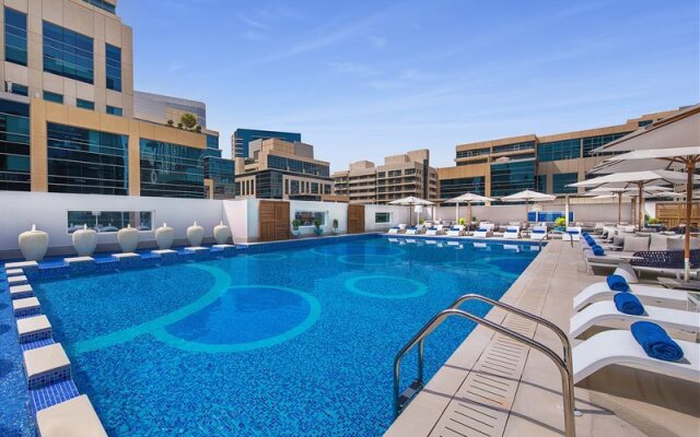 Double Tree by Hilton Dubai Business Bay Hotel