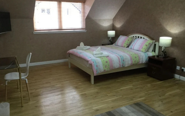 Inverness Apartments - West Heather