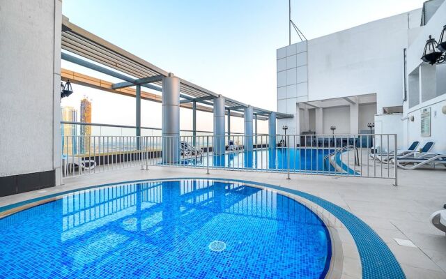 City Nights - 2B Burj Al Nujoom Tower