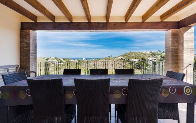 Lavish Villa 8pp in Javea With Private Swimming Pool
