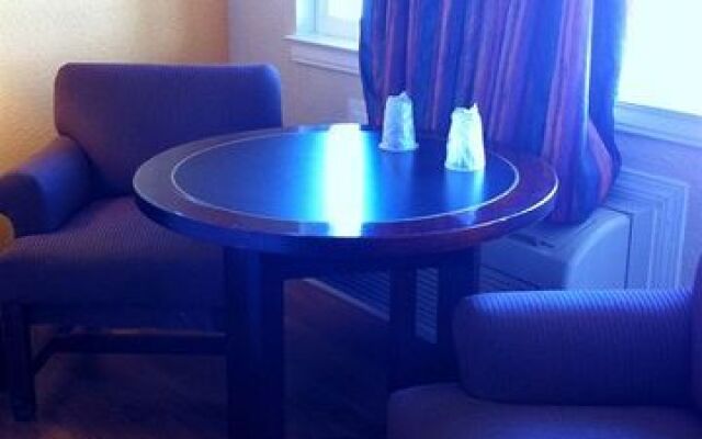 Holiday Motel Fresno