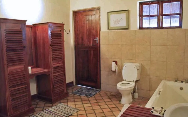 Antelope Park Safari Lodge