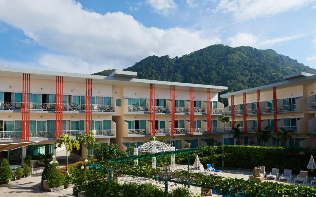 The Trend Kamala Hotel
