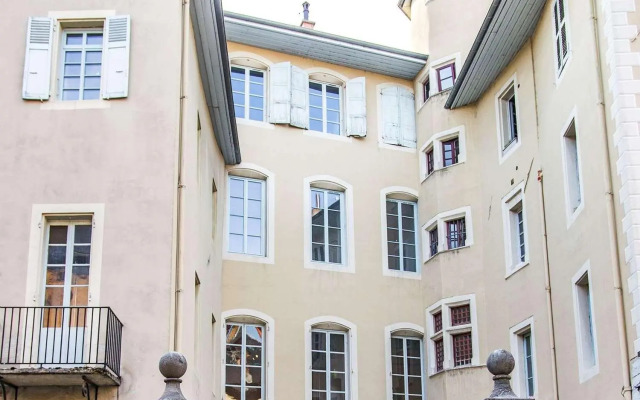 Kyriad Chambery Centre Curial