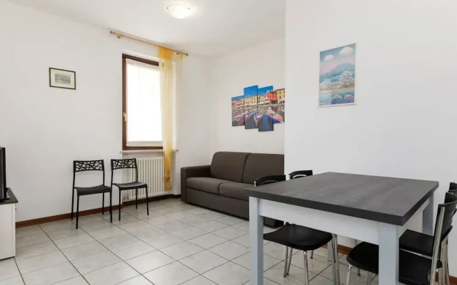 Countryside Holiday Home In Lazise, Near Lake Maggiore