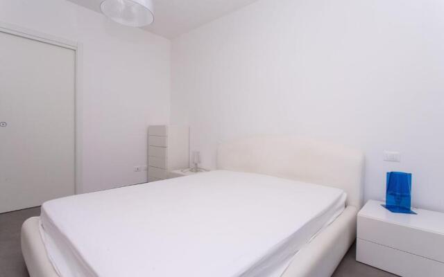 S18 - Sirolo, Nuovissimo Trilocale in Pietra Con Giardino Dx