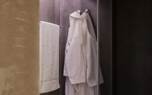 Azenhas do Mar Valley House