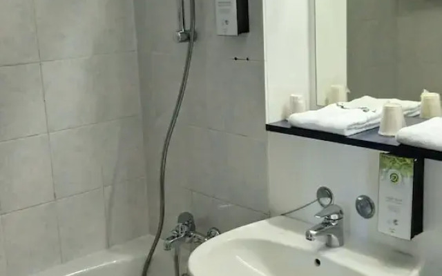 Hotel Nell - Axelle - Maison Tassoni