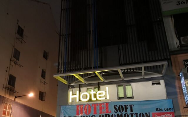 LoLex Hotel