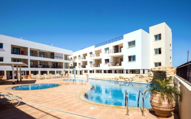 SEABREEZE APARTMENT 200m away from the sea