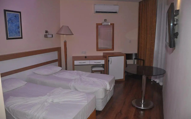 Kleopatra İkiz Otel