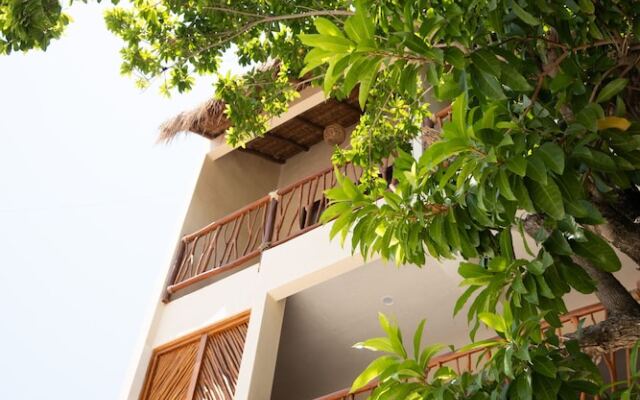 Yax Kiin Casa Boutique