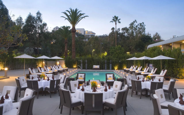 Luxe Sunset Boulevard Hotel