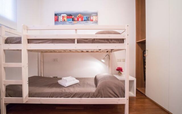 Bright Apartments Desenzano - Caravelle Pool