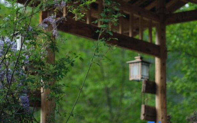 Yunshe Puju Guesthouse