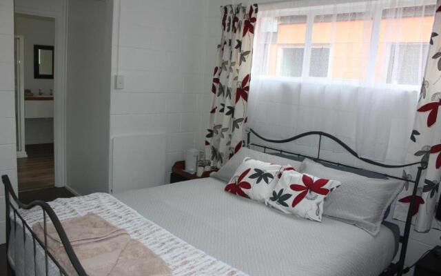 Riverside Haven Lodge & Holiday Park