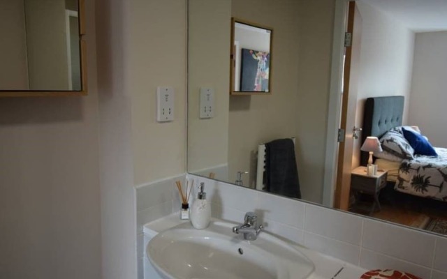 Luxurious Braemore Apartment at The Shore