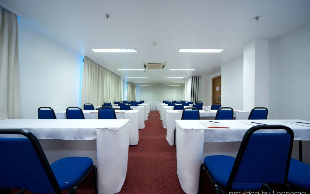 Tropical Executive Hotel