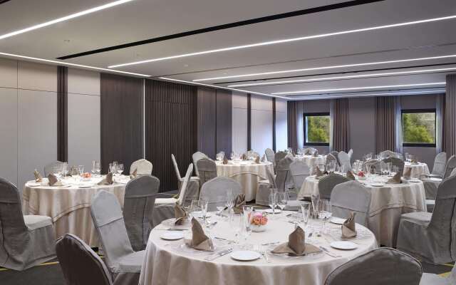 NJV Athens Plaza Hotel