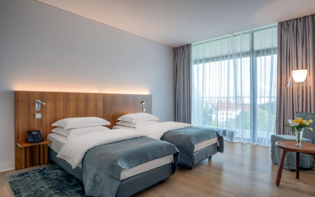 Отель Crystal House Suite Hotel & Spa