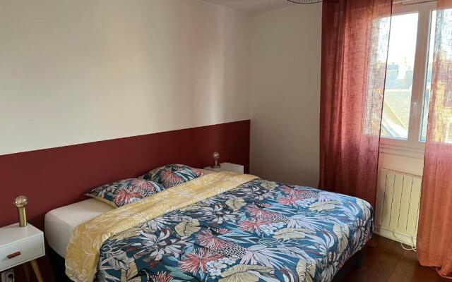 Appartement quartier calme. Proche Port et plages.