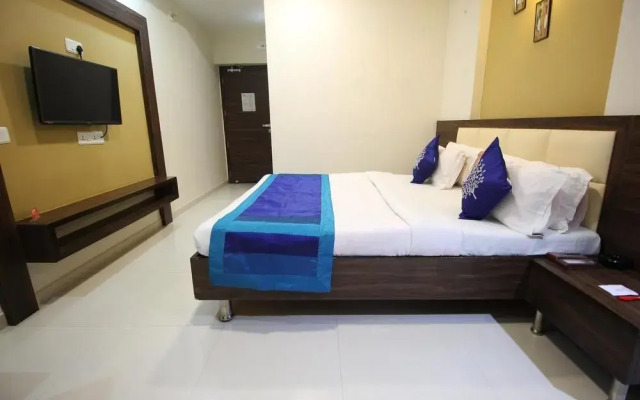 OYO Rooms Ahmedabad Airport Gandhinagar Highway