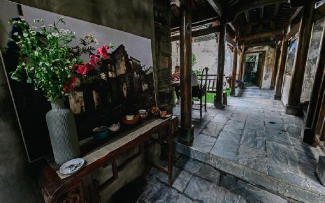 Fuchun Shanju Inn