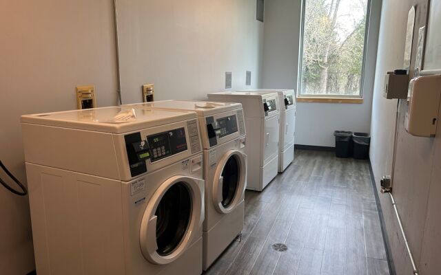 Residence & Conference Centre - Brampton