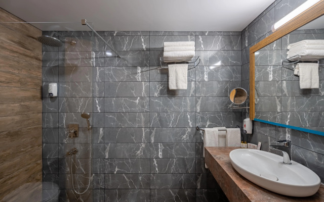 Miarosa Kemer Beach Hotel