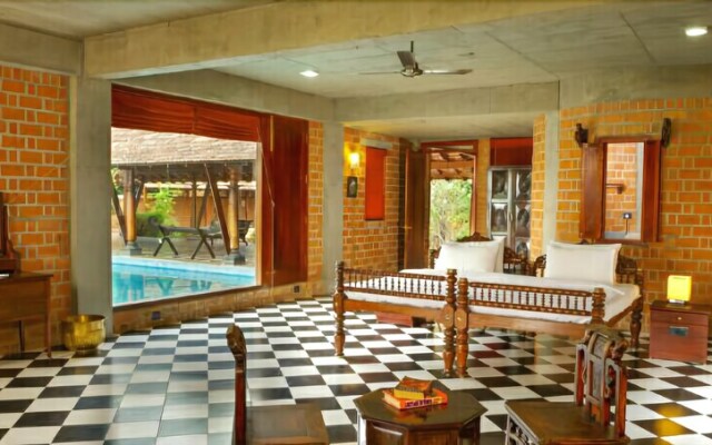 Vinnca Lake House