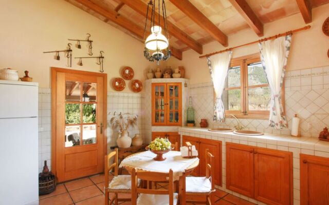 House Binibona Moscari