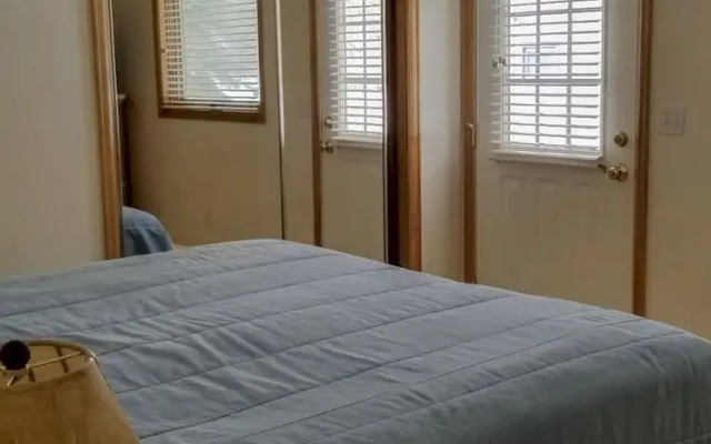 Cascade Three Bedroom Two Bath C07