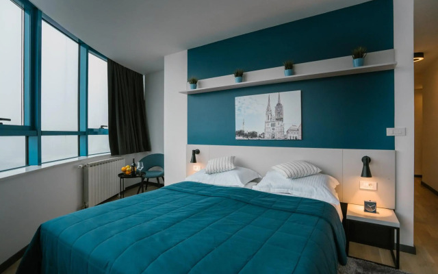 Hotel Blue