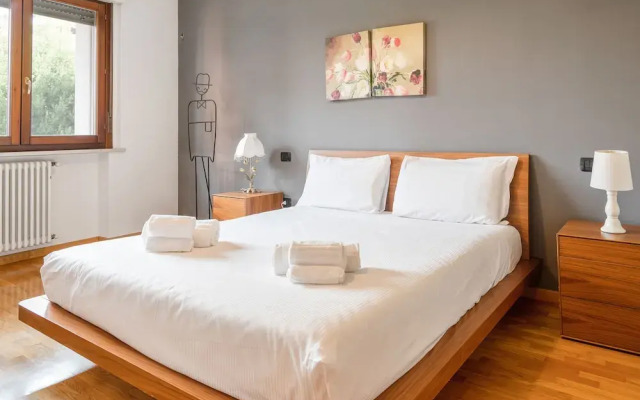 Porta Nuova Modern Apartment